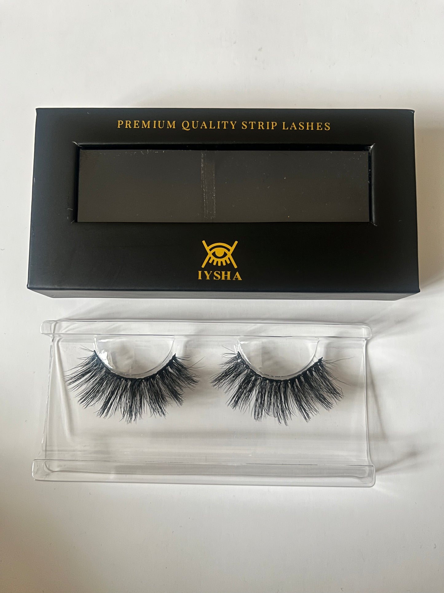 Strip Lashes - QUEENIE